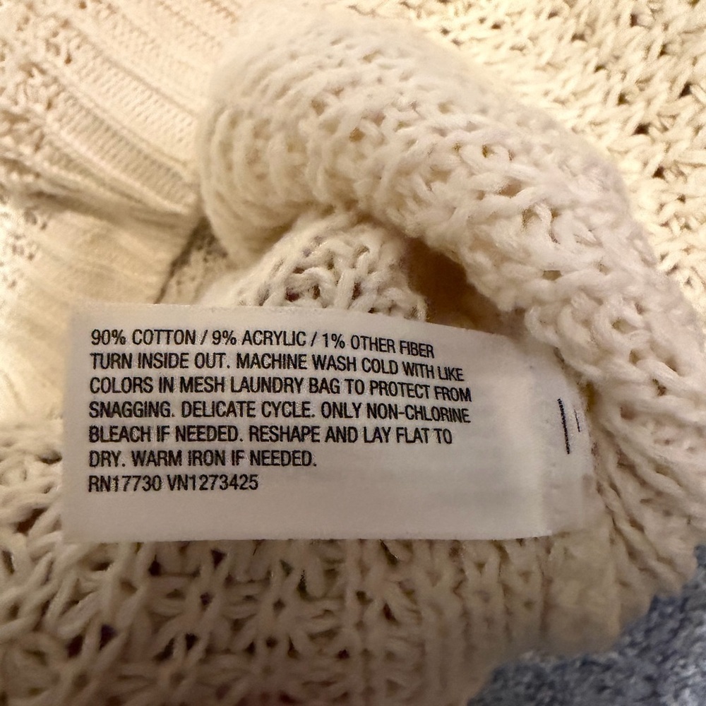 Universal Thread Ivory Knit Top - Picture 5 of 5